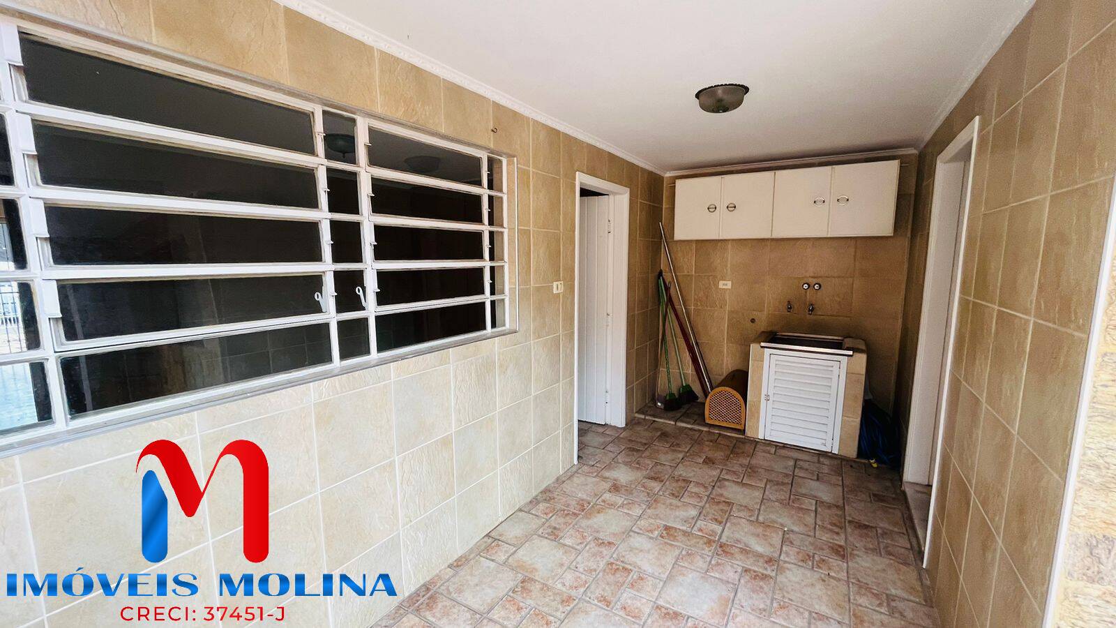 Casa à venda com 3 quartos, 443m² - Foto 4