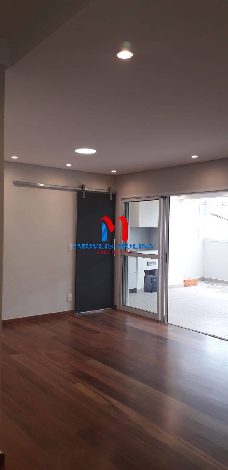 Apartamento à venda com 3 quartos, 132m² - Foto 1