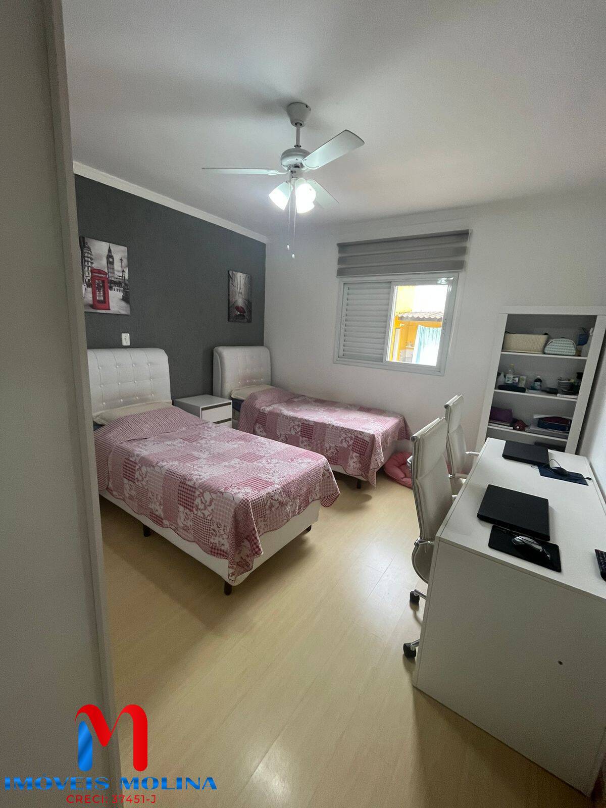 Casa à venda com 3 quartos, 232m² - Foto 17