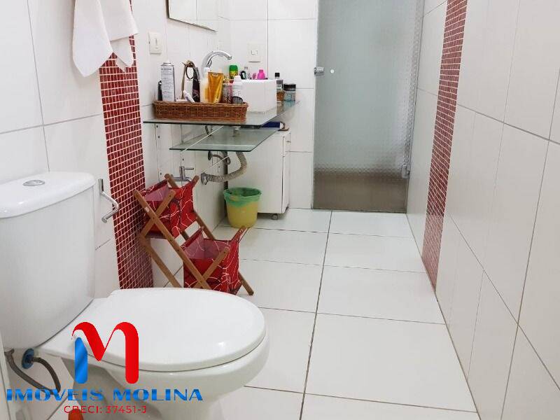 Sobrado à venda e aluguel com 3 quartos, 180m² - Foto 3