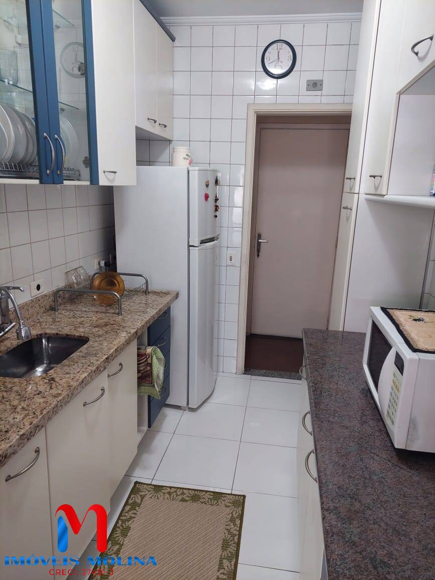 Apartamento à venda com 2 quartos, 79m² - Foto 9