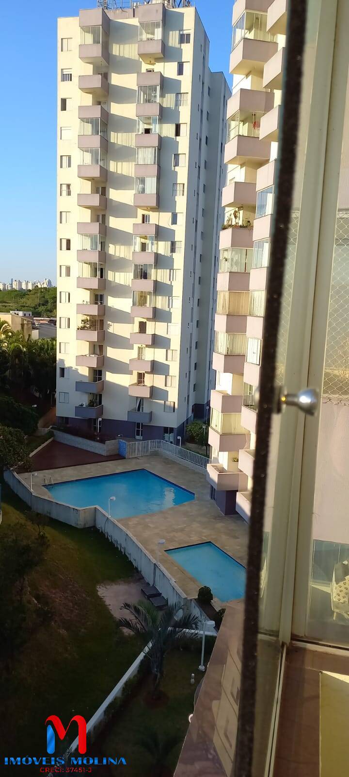 Apartamento à venda com 2 quartos, 67m² - Foto 1