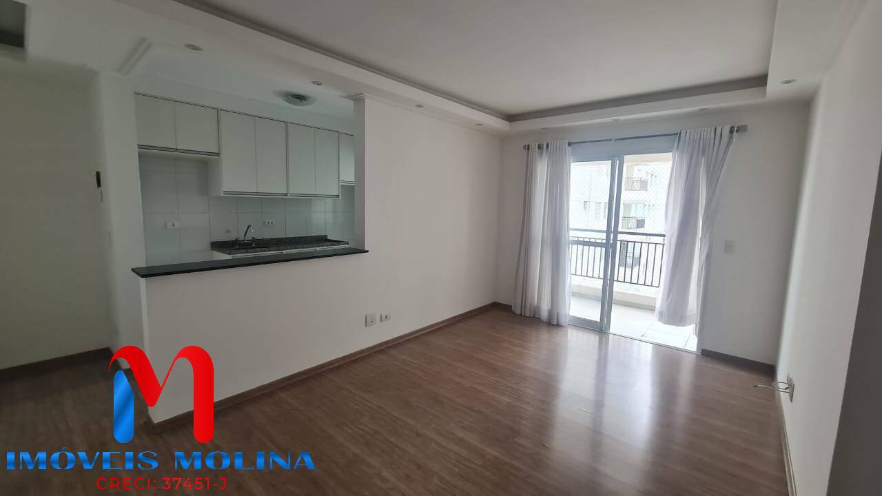 Apartamento à venda com 2 quartos, 69m² - Foto 2