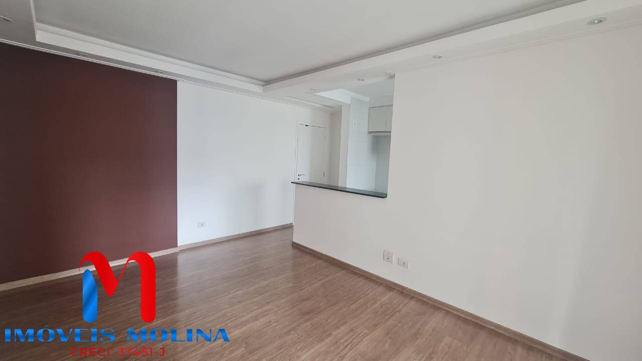 Apartamento à venda com 2 quartos, 69m² - Foto 3