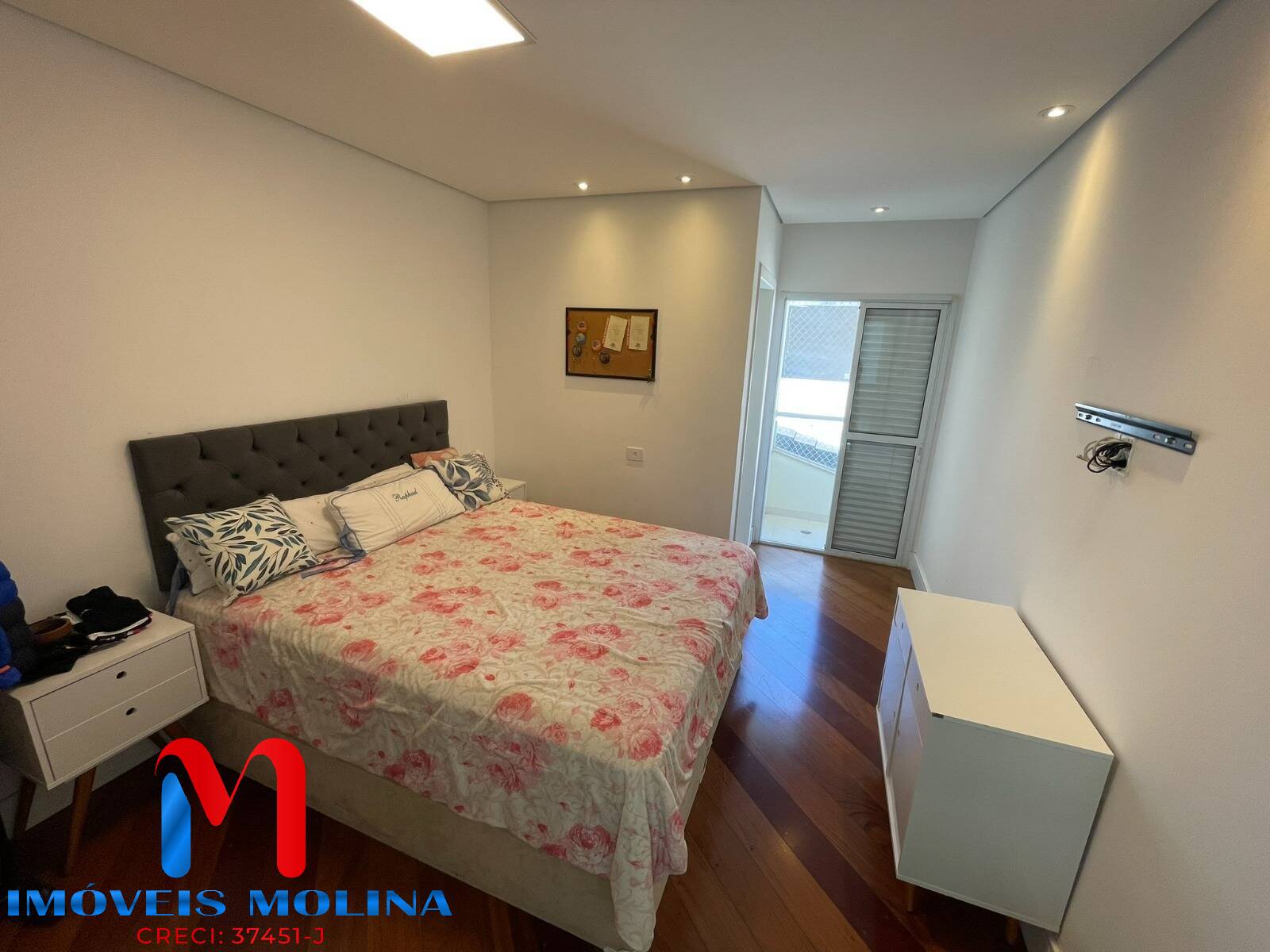 Sobrado à venda com 3 quartos, 210m² - Foto 25