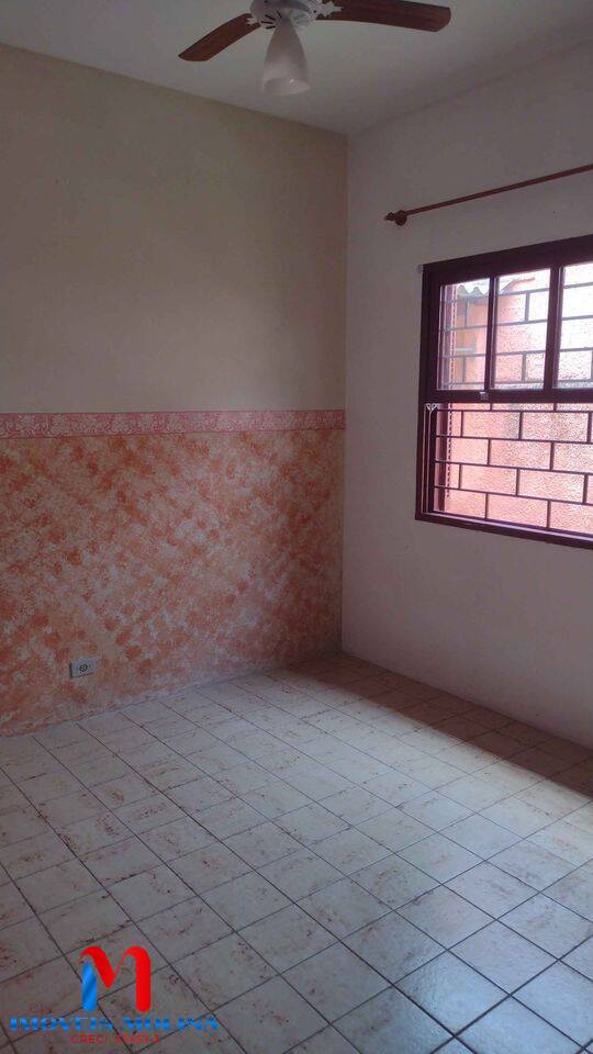 Casa à venda com 2 quartos, 180m² - Foto 8