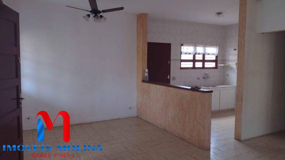 Casa à venda com 2 quartos, 180m² - Foto 14