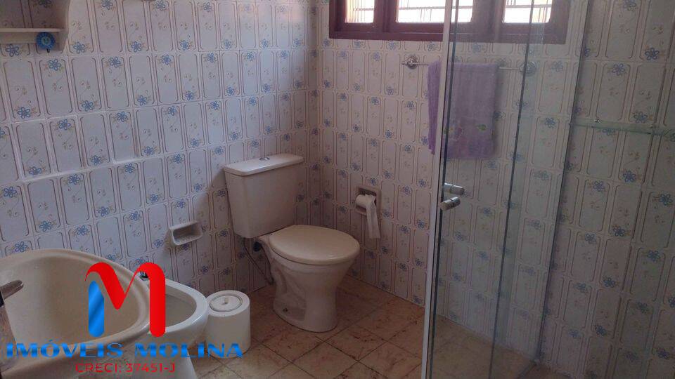 Casa à venda com 2 quartos, 180m² - Foto 11