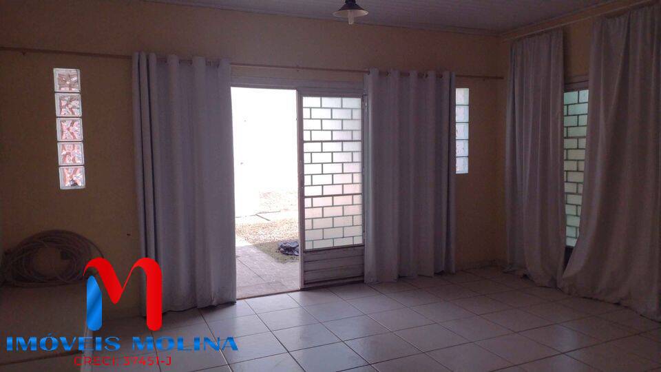 Casa à venda com 2 quartos, 180m² - Foto 13