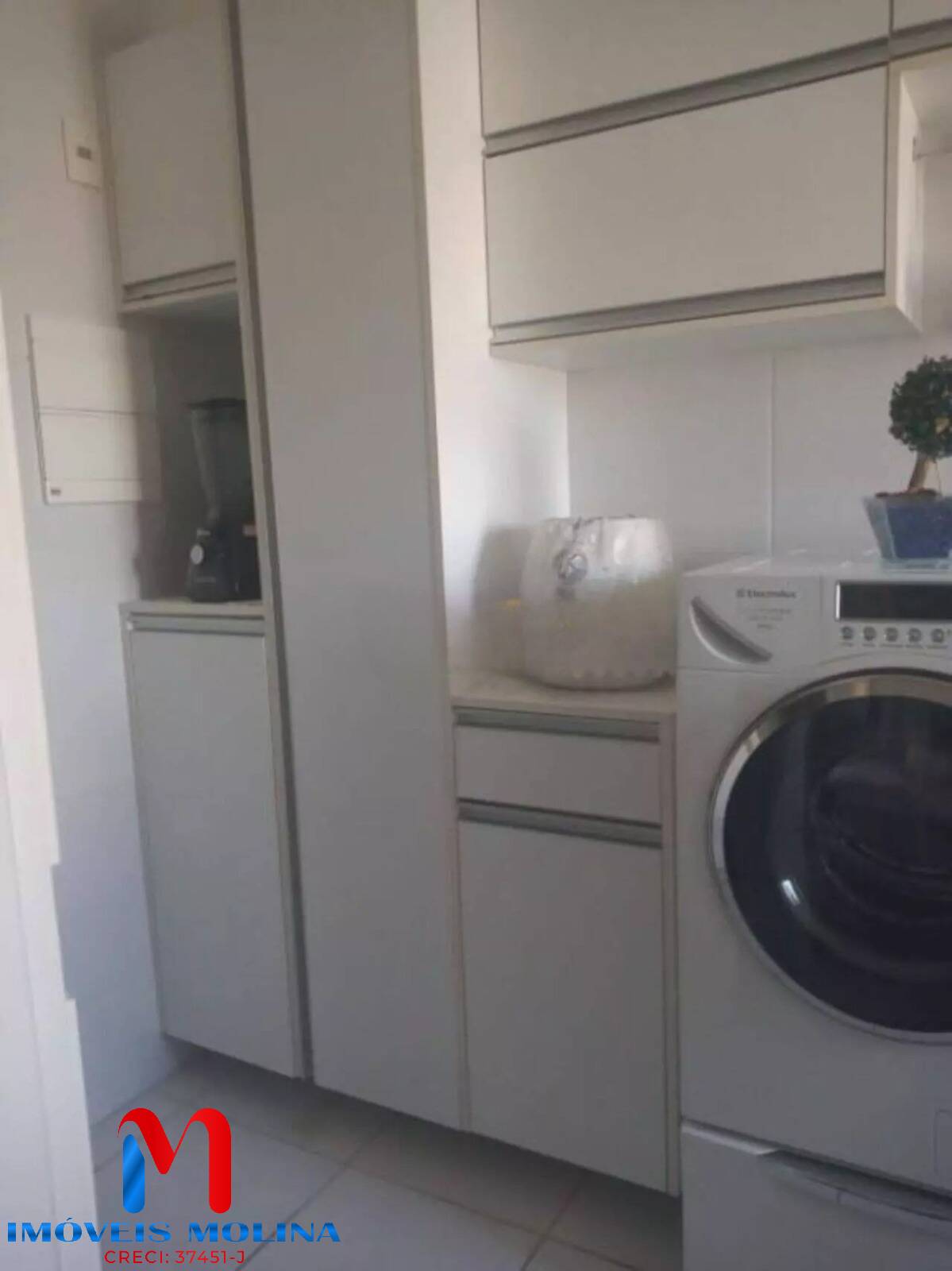 Apartamento à venda com 3 quartos, 101m² - Foto 26