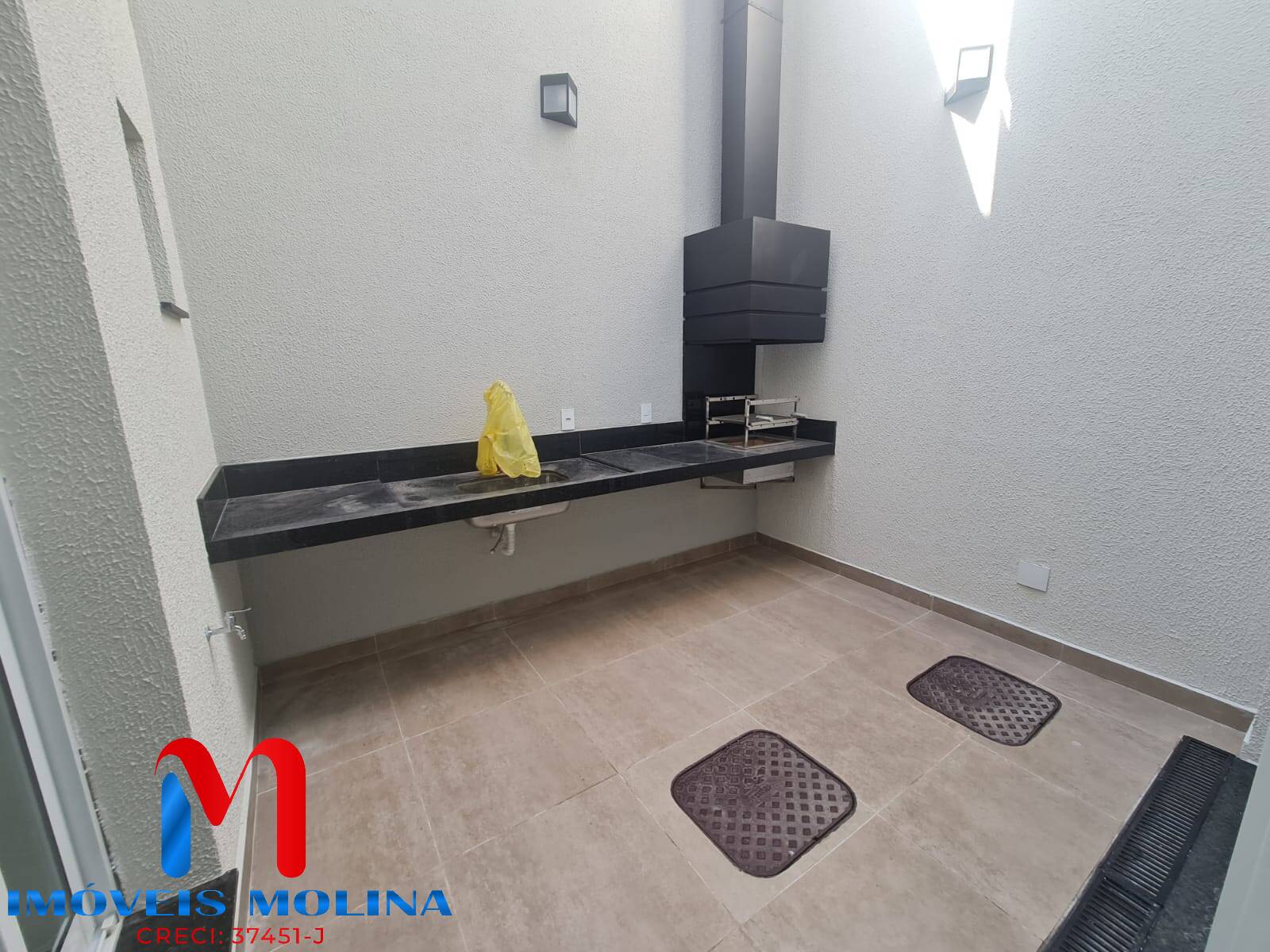 Sobrado à venda com 3 quartos, 300m² - Foto 23