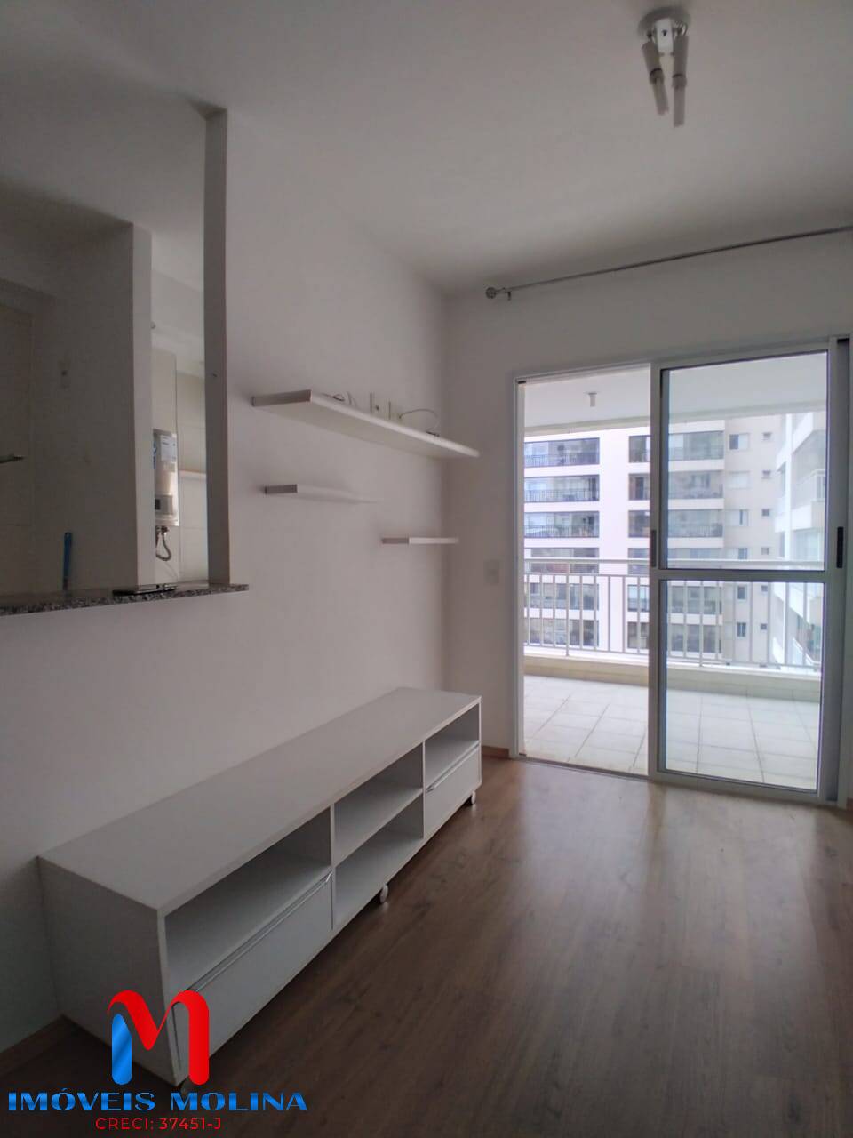 Apartamento à venda com 2 quartos, 60m² - Foto 2