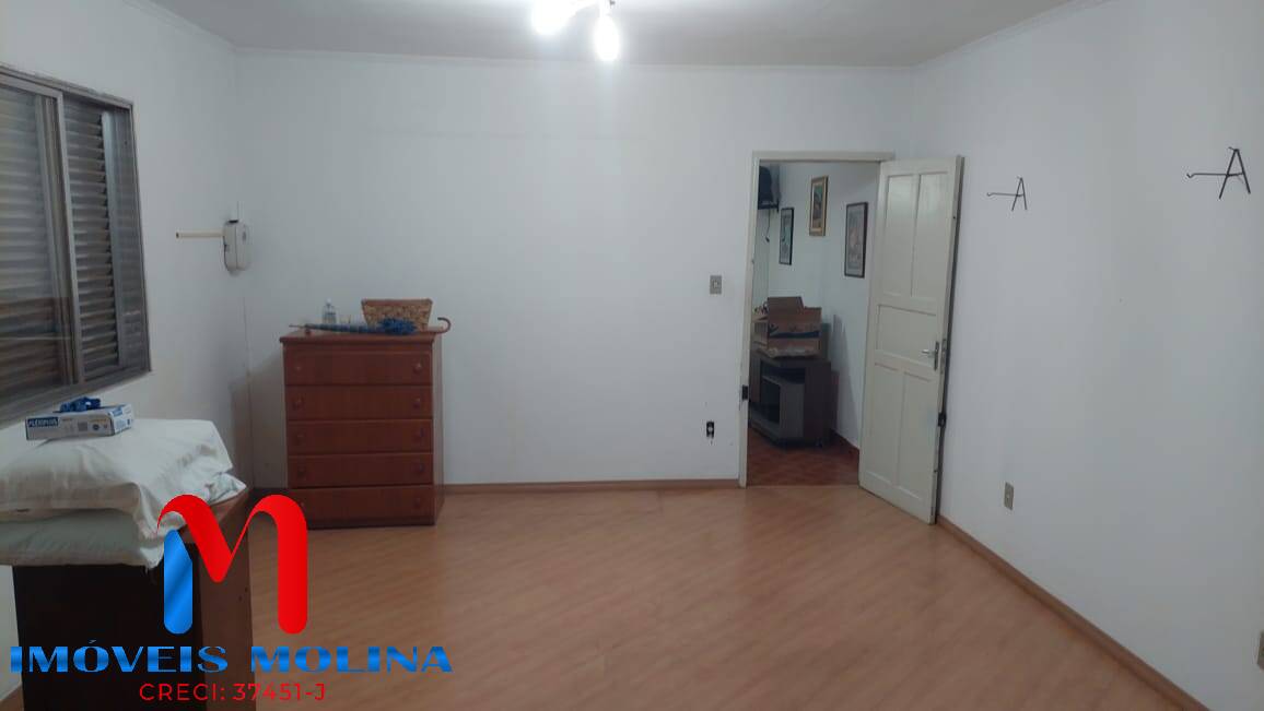 Casa à venda com 1 quarto, 100m² - Foto 6