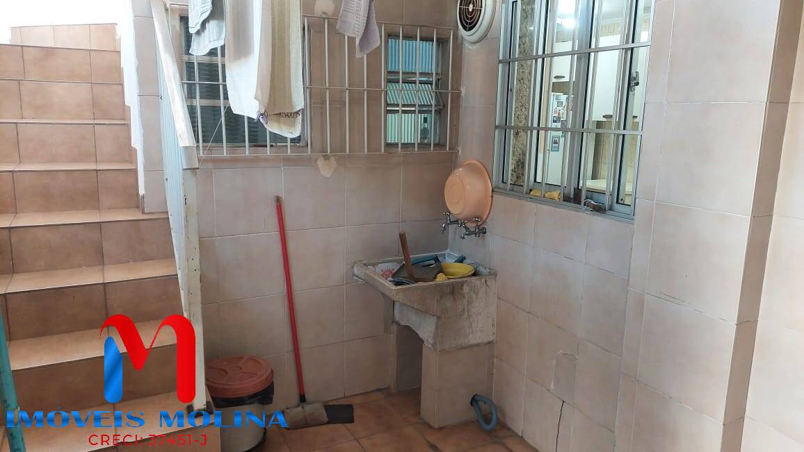 Casa à venda com 1 quarto, 100m² - Foto 18