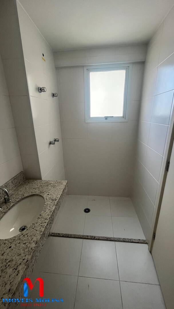 Apartamento à venda com 4 quartos, 178m² - Foto 9