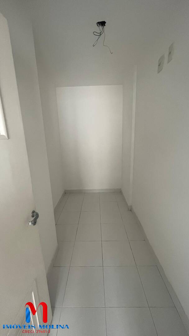 Apartamento à venda com 4 quartos, 178m² - Foto 17