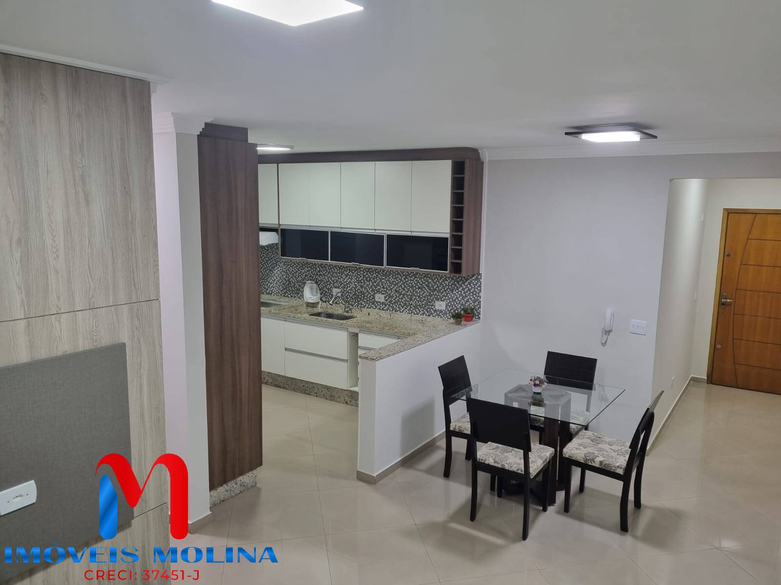 Apartamento à venda com 2 quartos, 63m² - Foto 4