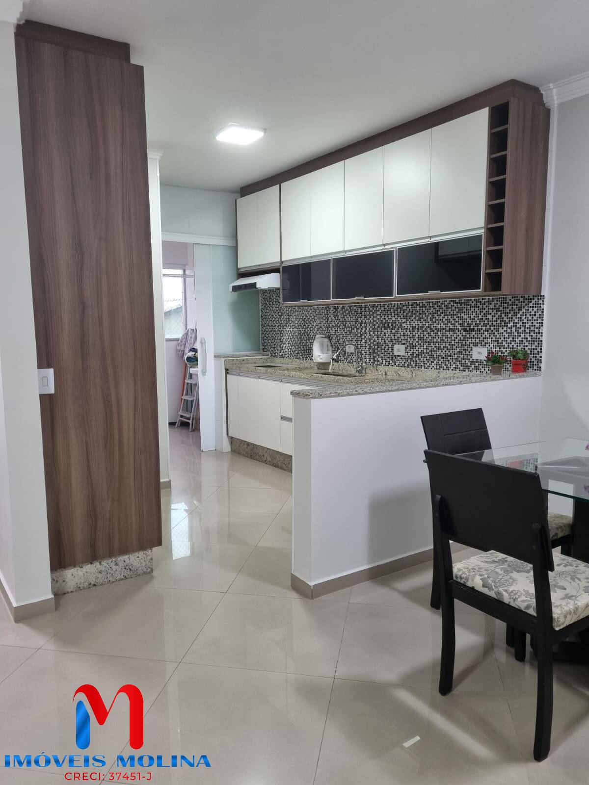 Apartamento à venda com 2 quartos, 63m² - Foto 14