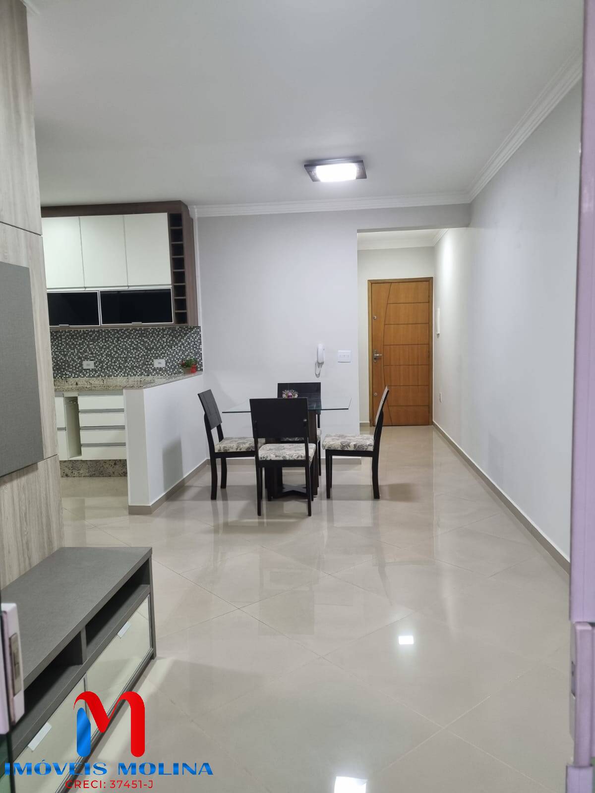 Apartamento à venda com 2 quartos, 63m² - Foto 2