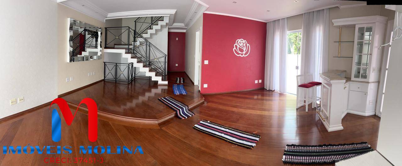 Sobrado à venda com 5 quartos, 382m² - Foto 1