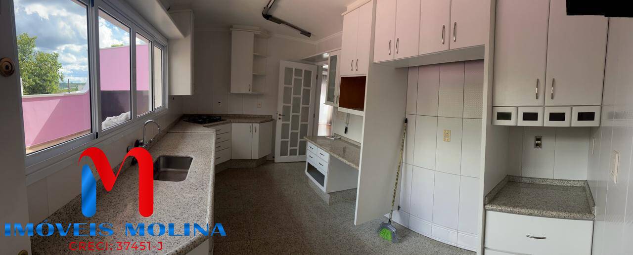 Sobrado à venda com 5 quartos, 382m² - Foto 3