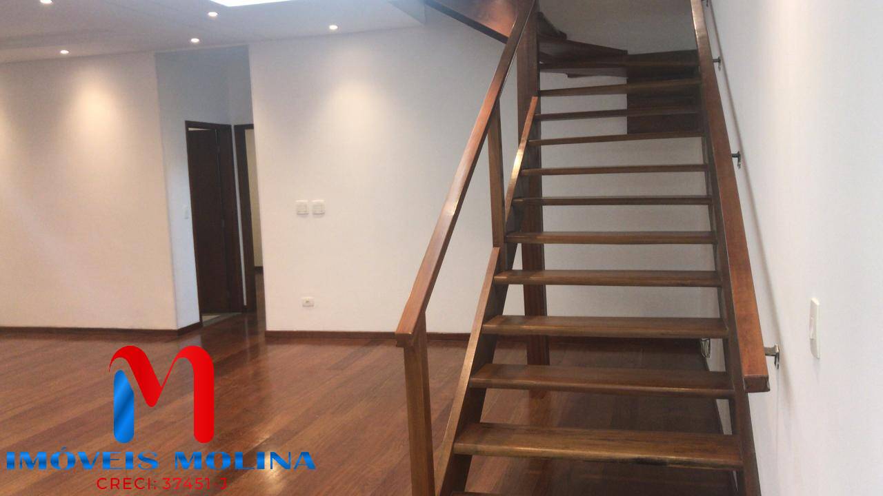 Casa à venda com 3 quartos, 480m² - Foto 4