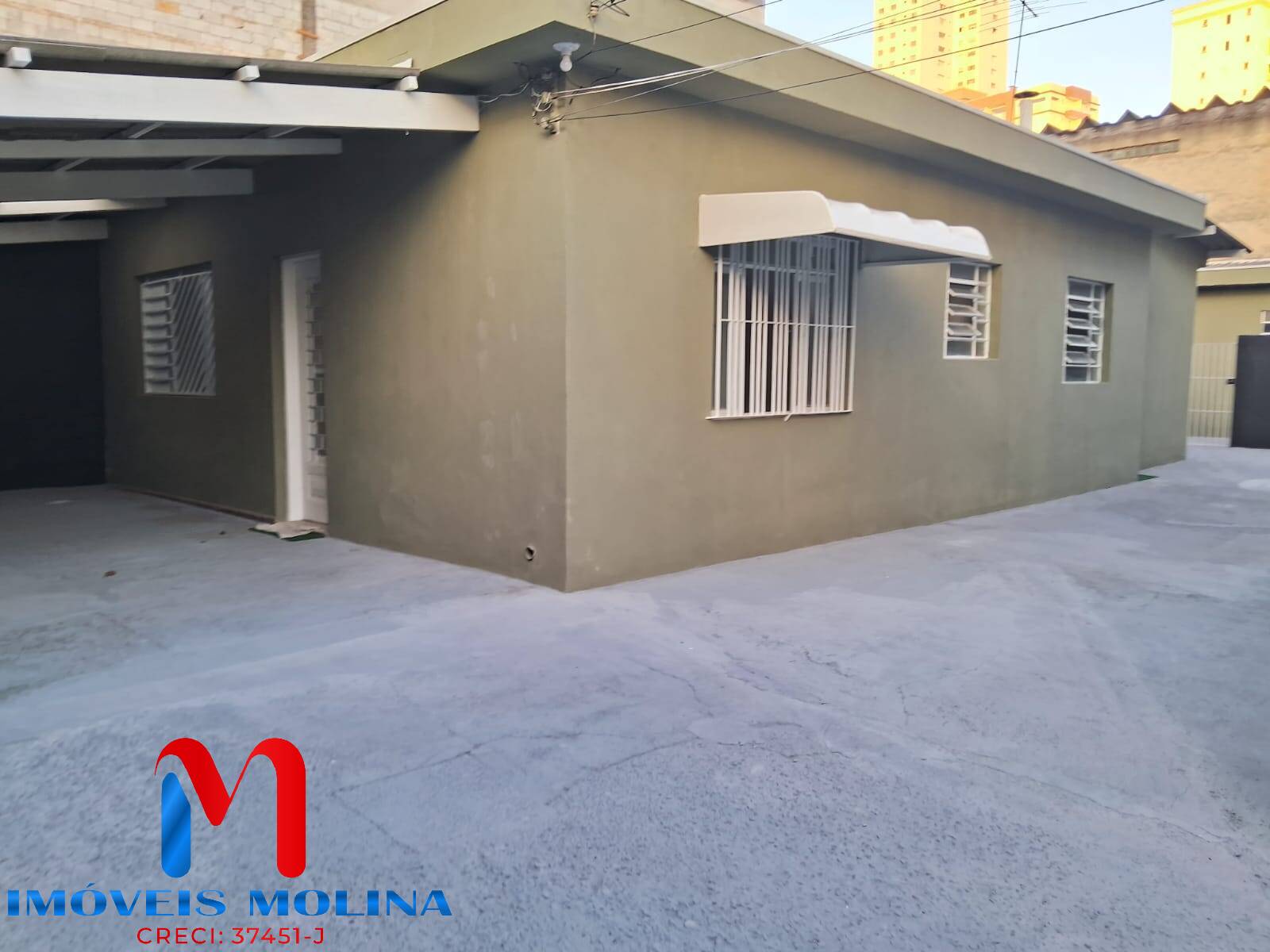 Casa para alugar com 2 quartos, 462m² - Foto 1