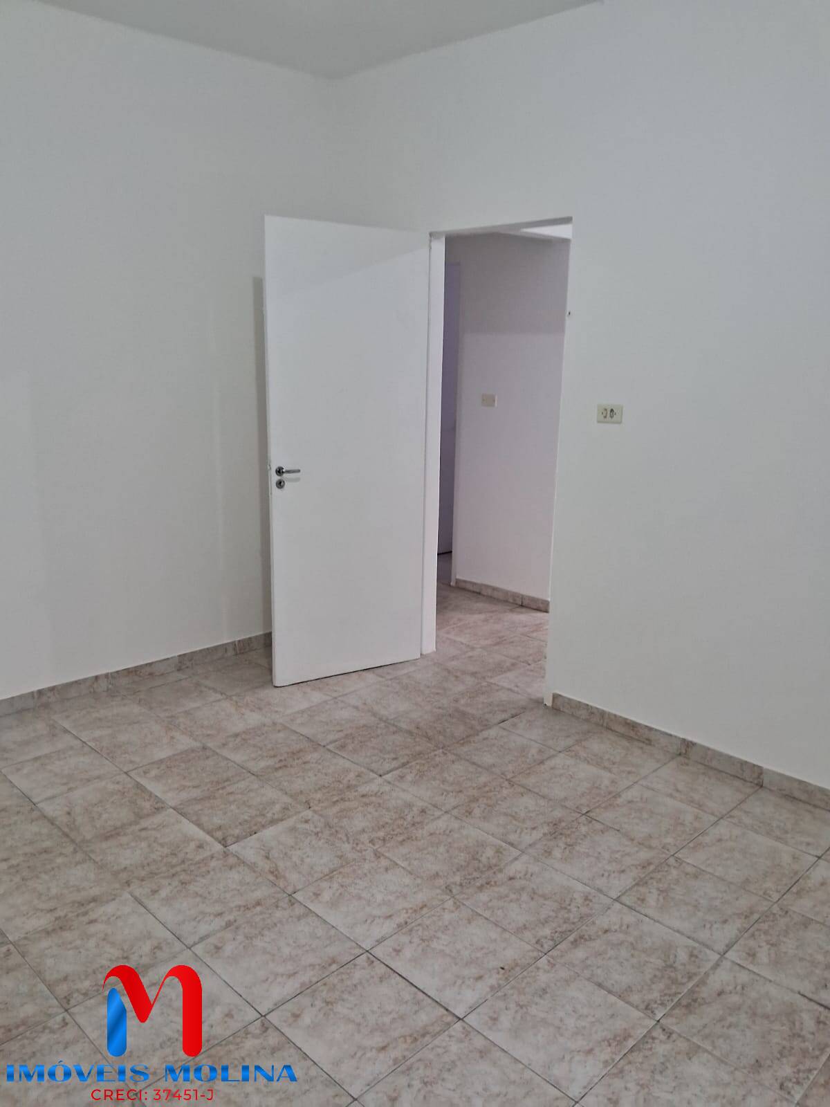 Casa para alugar com 2 quartos, 462m² - Foto 18