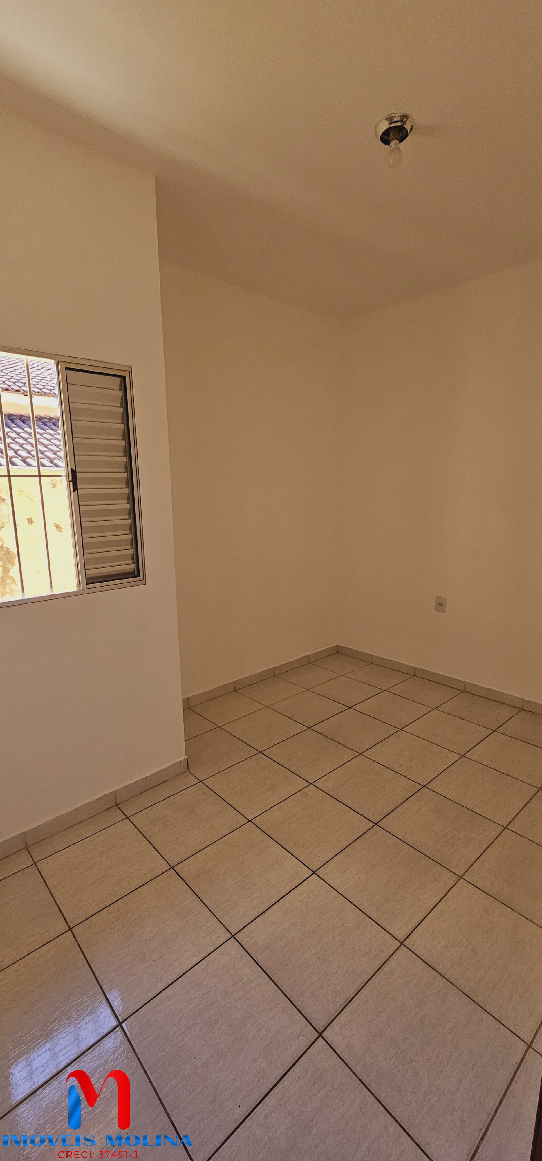 Casa à venda com 2 quartos, 62m² - Foto 9