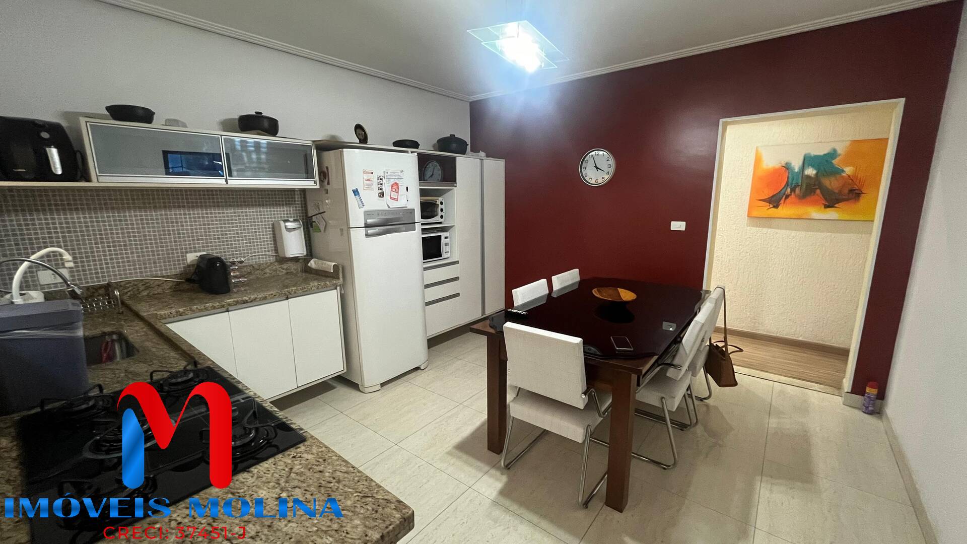 Sobrado à venda com 3 quartos, 220m² - Foto 2