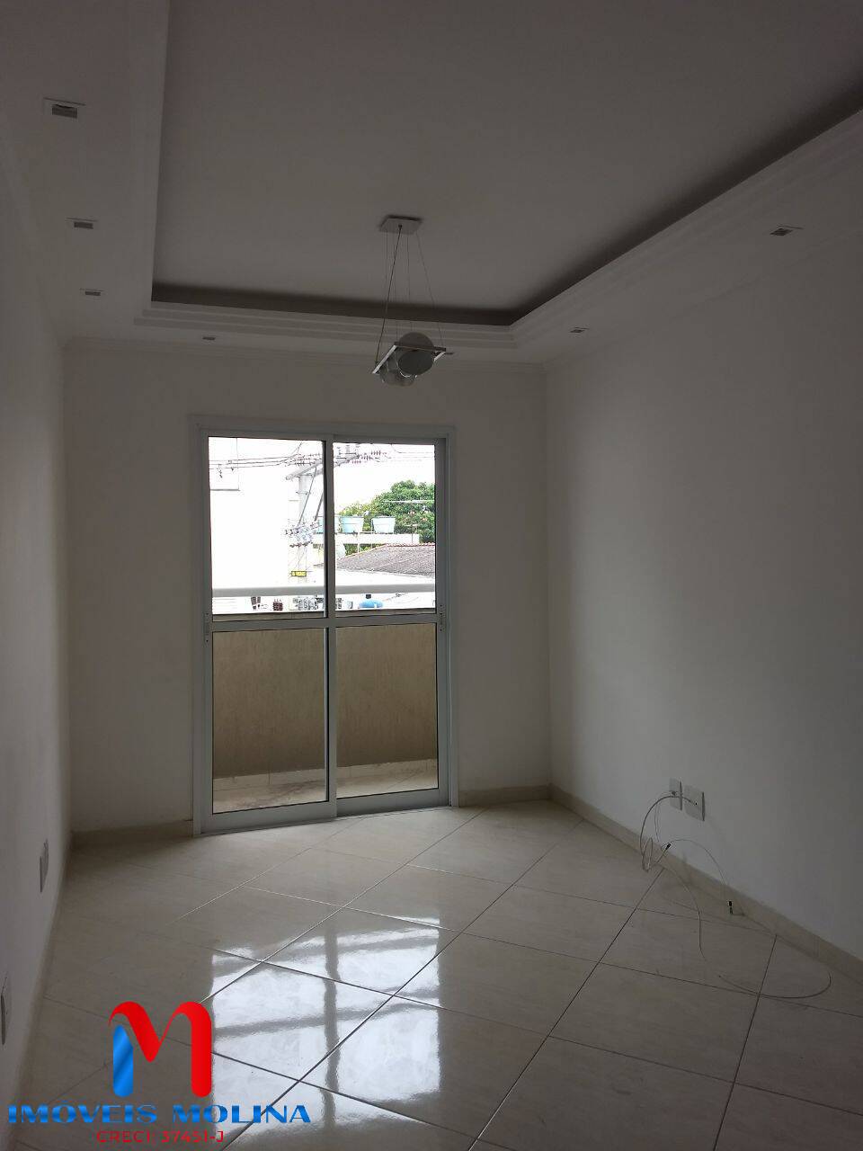 Apartamento à venda com 2 quartos, 70m² - Foto 2