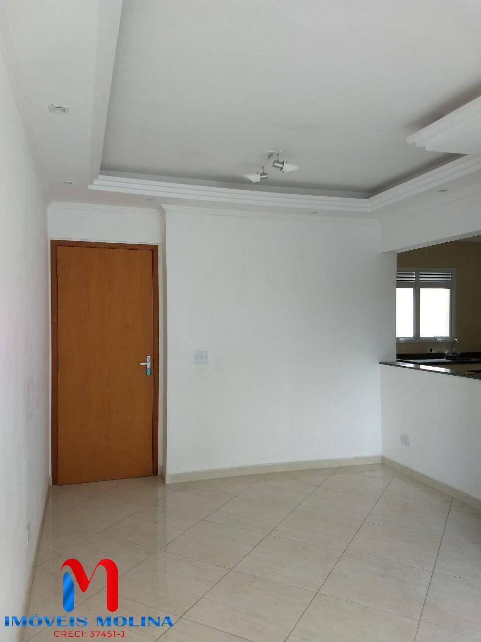 Apartamento à venda com 2 quartos, 70m² - Foto 3