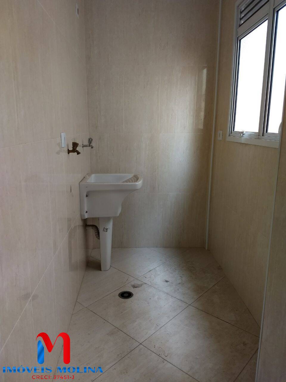 Apartamento à venda com 2 quartos, 70m² - Foto 7