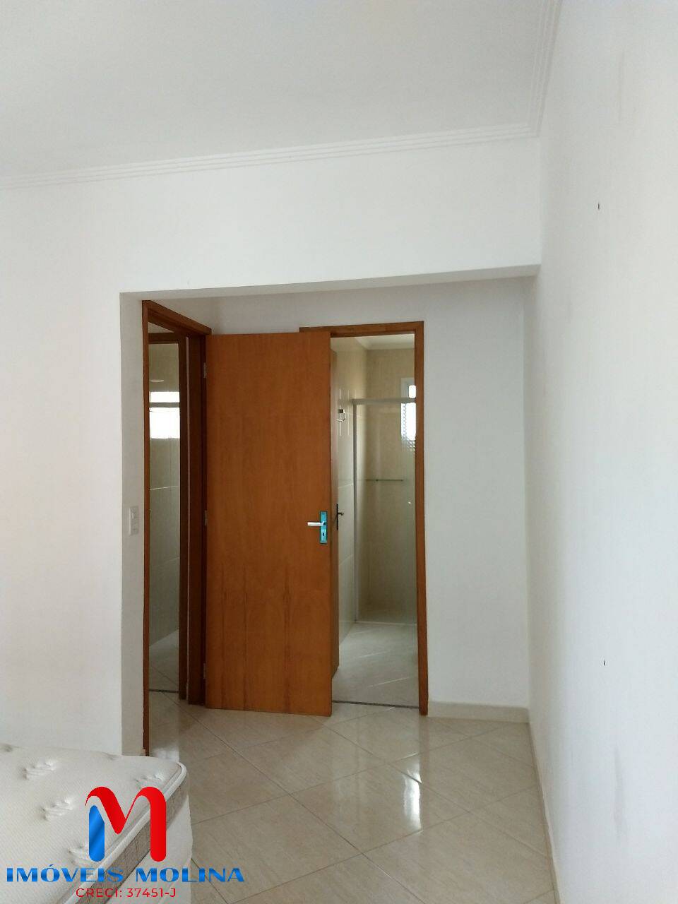 Apartamento à venda com 2 quartos, 70m² - Foto 9