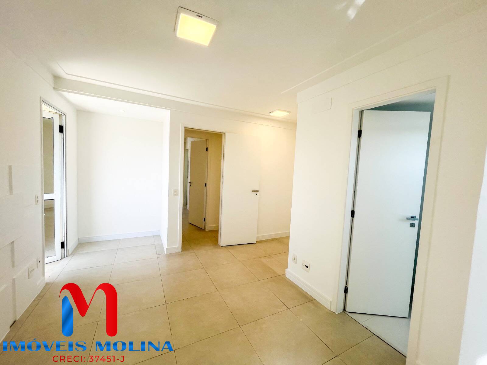 Apartamento à venda com 3 quartos, 128m² - Foto 14