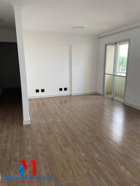 Apartamento à venda com 3 quartos, 114m² - Foto 2