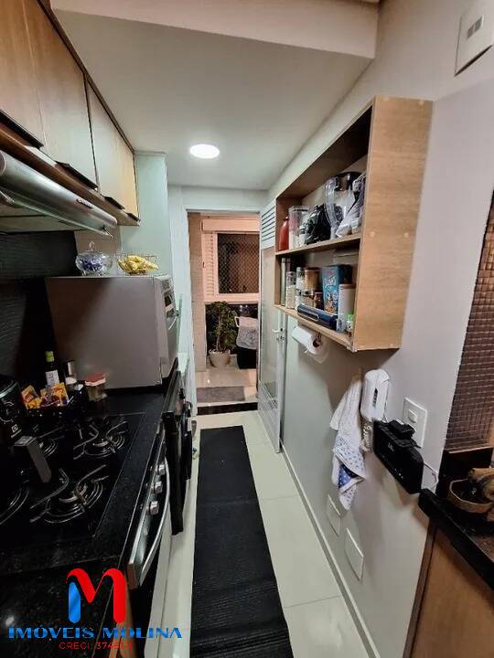 Apartamento à venda com 3 quartos, 70m² - Foto 8