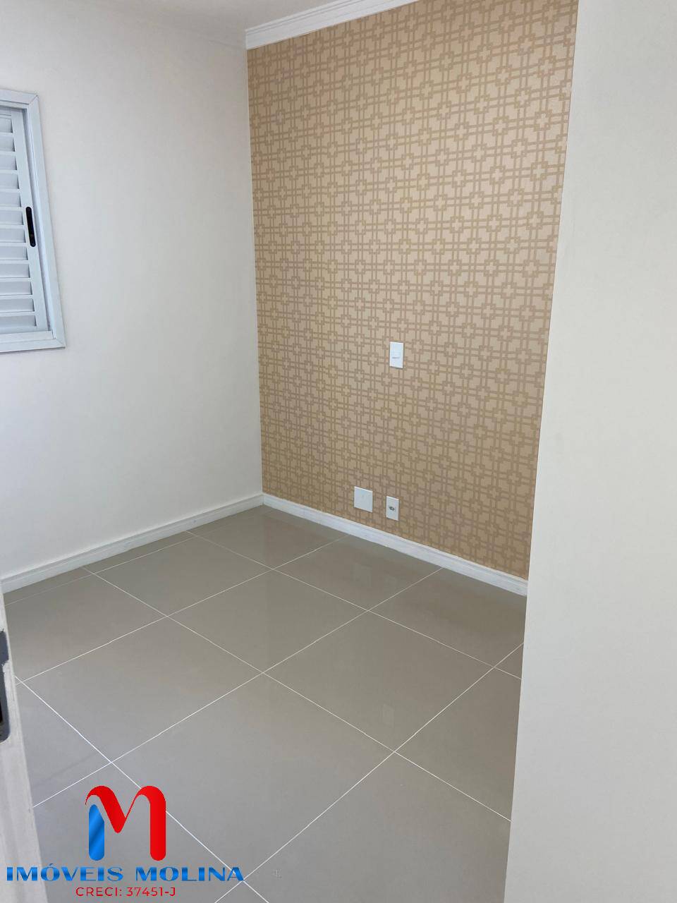 Apartamento à venda com 3 quartos, 54980m² - Foto 3