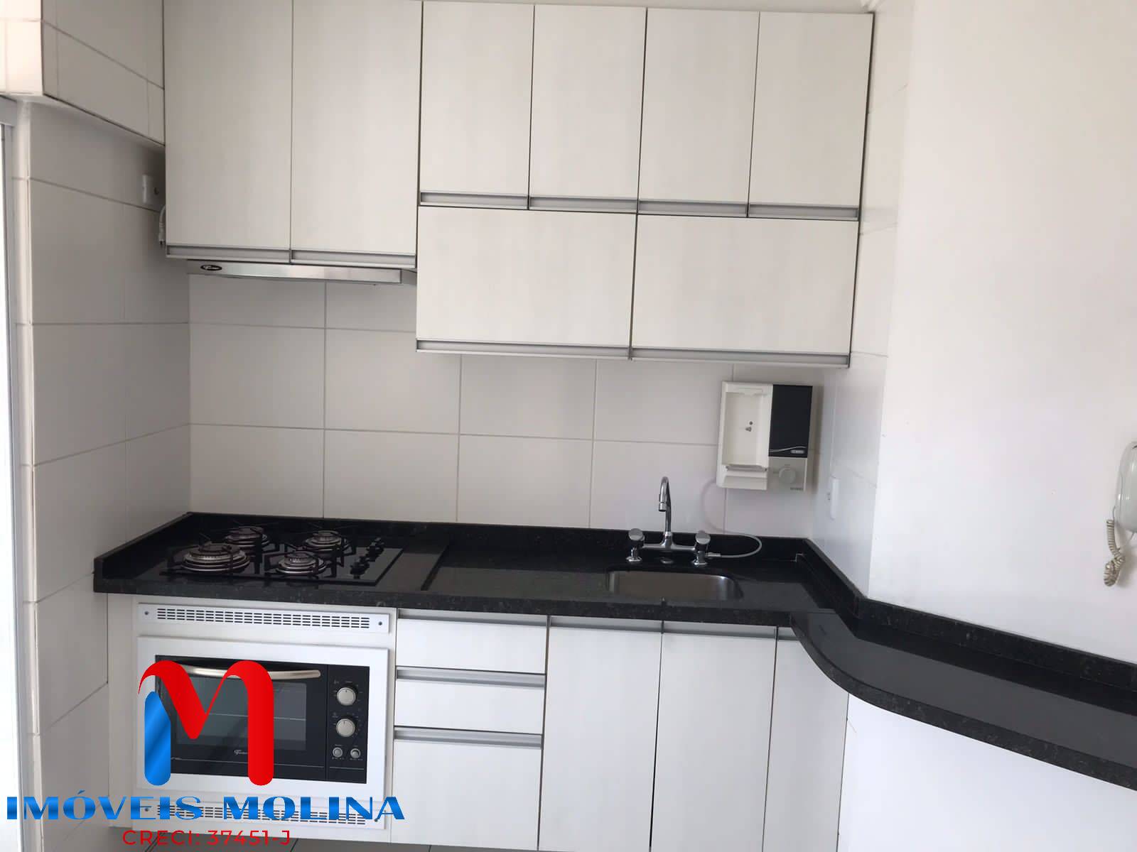 Apartamento à venda com 3 quartos, 82m² - Foto 2