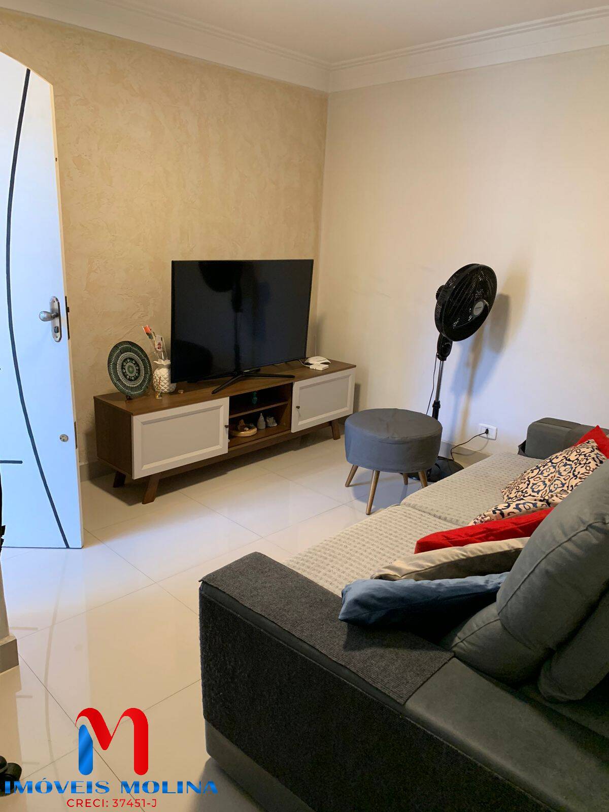 Sobrado à venda com 2 quartos, 102m² - Foto 1