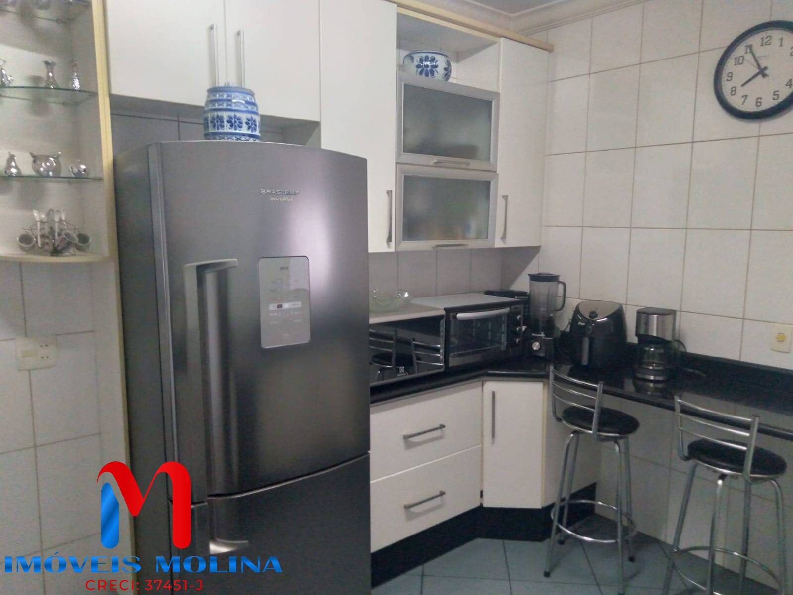 Apartamento à venda com 3 quartos, 140m² - Foto 4