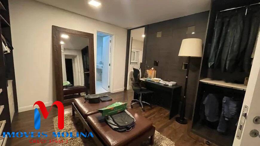 Apartamento à venda com 4 quartos, 234m² - Foto 11