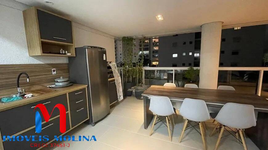 Apartamento à venda com 4 quartos, 234m² - Foto 10