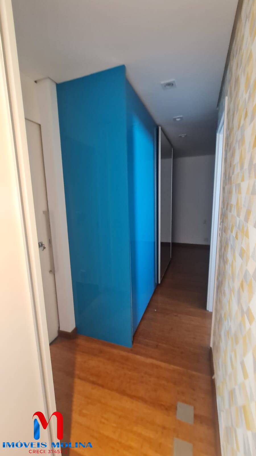 Apartamento à venda com 4 quartos, 264m² - Foto 4