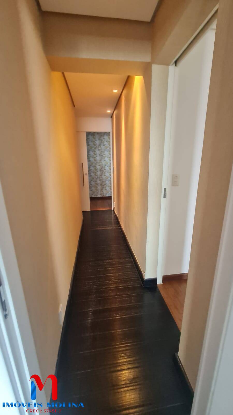 Apartamento à venda com 4 quartos, 264m² - Foto 3