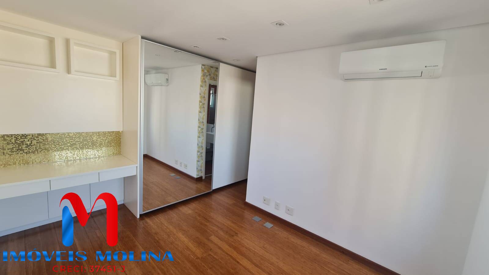 Apartamento à venda com 4 quartos, 264m² - Foto 11