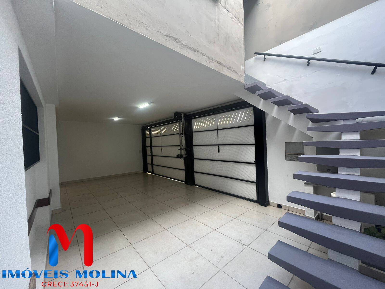 Casa à venda com 2 quartos, 240m² - Foto 7