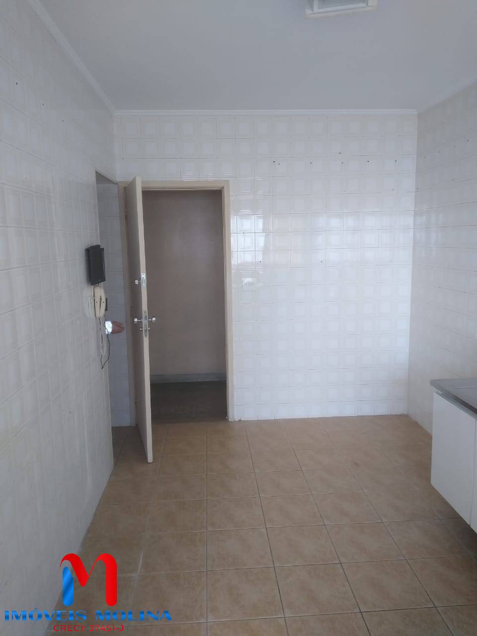 Apartamento para alugar com 2 quartos, 100m² - Foto 6