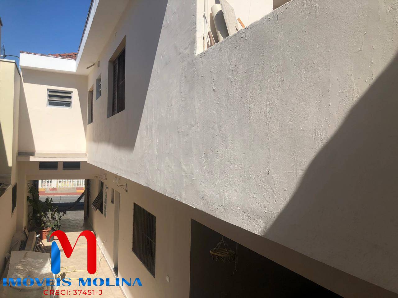 Casa à venda com 3 quartos, 177m² - Foto 2