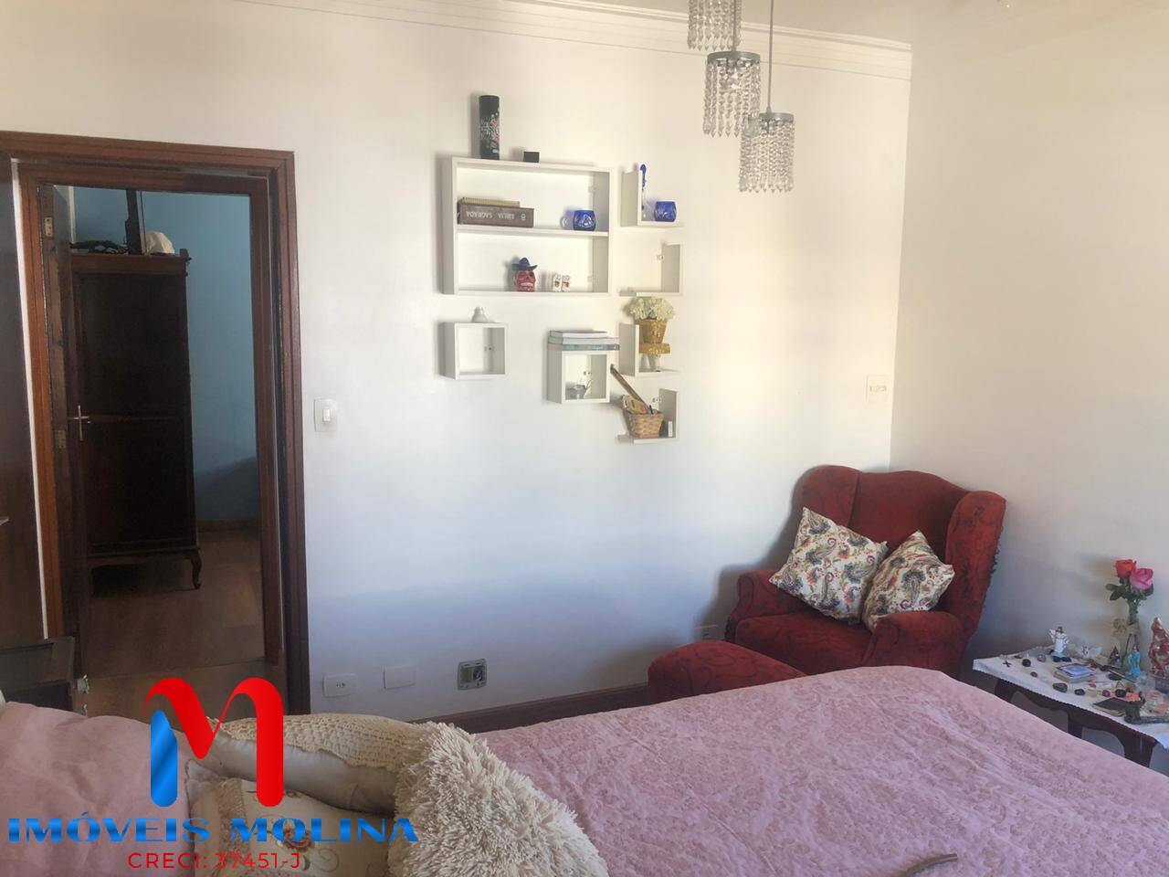 Casa à venda com 3 quartos, 177m² - Foto 5